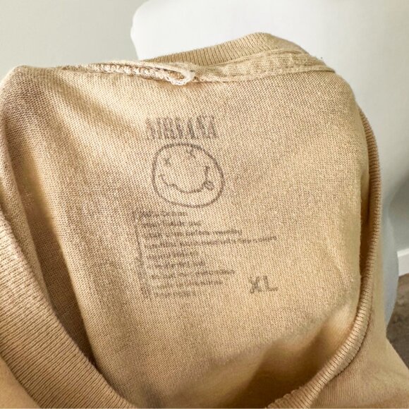 Nirvana Grunge Tee - Picture 3 of 10
